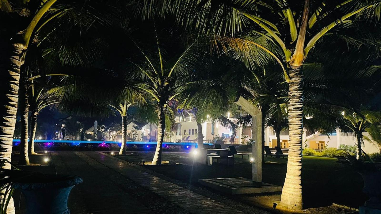 Uppuveli Beach By Dsk Trikunamalaja Zewnętrze zdjęcie